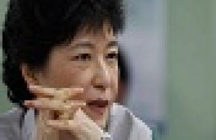 S.Korea’s ruling party looks to Park to end crisis