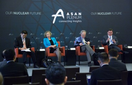 [Asan Plenum 2011] Session2 – Intersection between Nuclear Safety