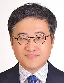 Lee Yong Wook