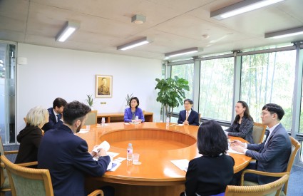A meeting with the Ambassador of Italy to the Republic of Korea