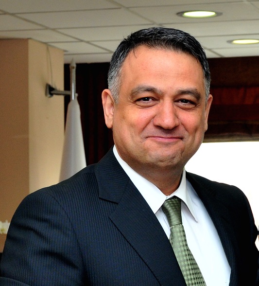 Suat Kiniklioglu