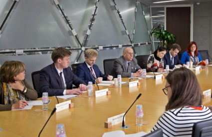Asan Roundtable with KF-Russia Policy Experts