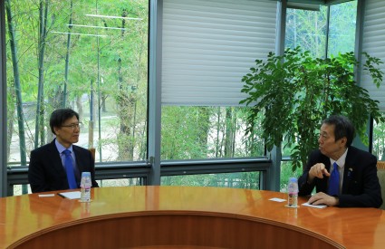 A meeting with the Ambassador of Japan to the Republic of Korea